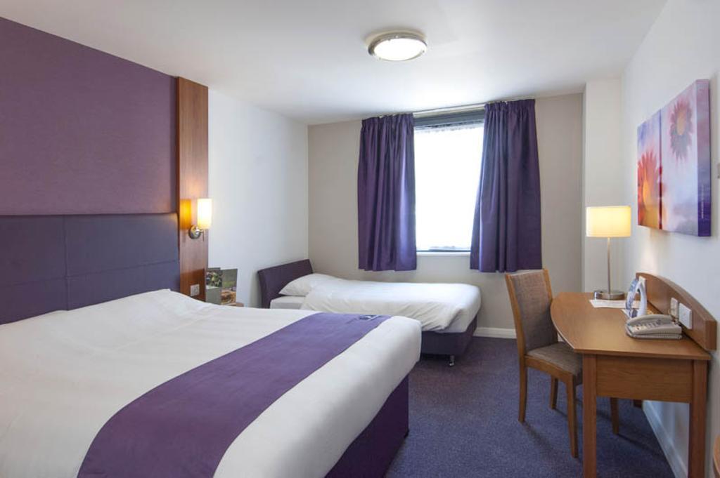 Premier Inn Newcastle Airport South Woolsington Phòng bức ảnh