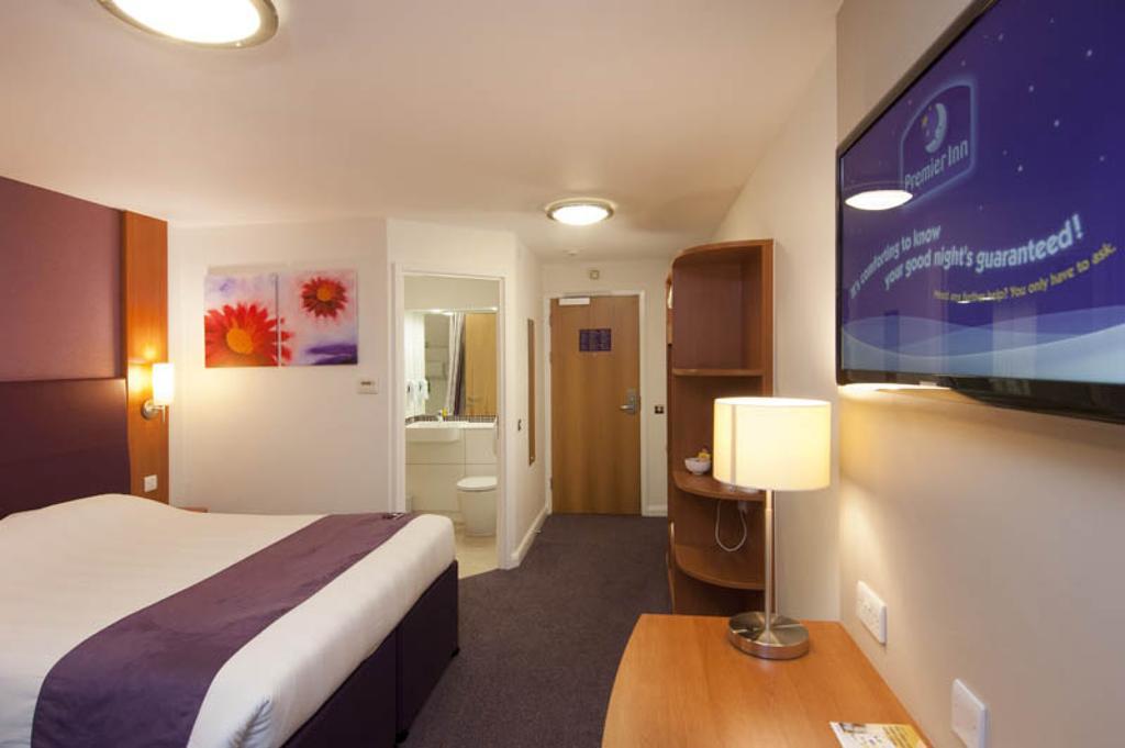 Premier Inn Newcastle Airport South Woolsington Ngoại thất bức ảnh