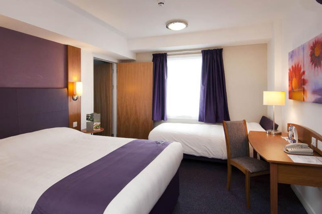 Premier Inn Newcastle Airport South Woolsington Phòng bức ảnh